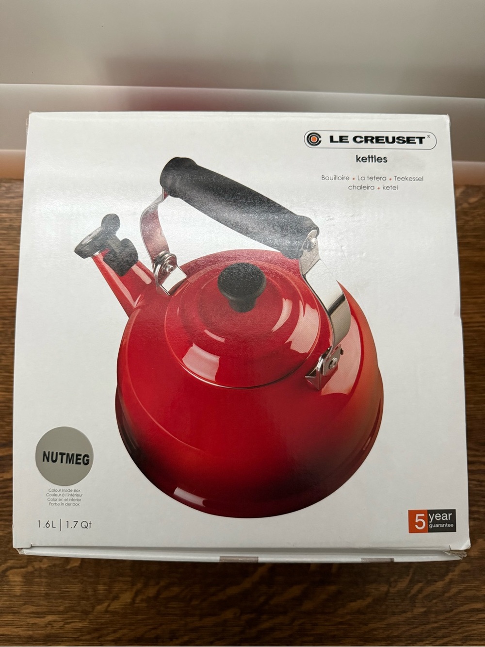 Le Creuset 1.6L classic whistling kettle, new in box
